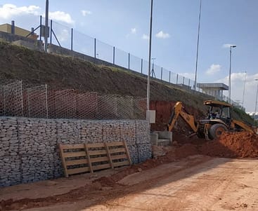 Construção de Muro Gabião Construção de Muro Gabião
